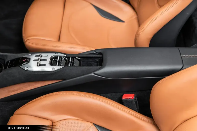 Ferrari 296 GTS din 2023 cu 10.200 km - oferta FER195654 - foto 38