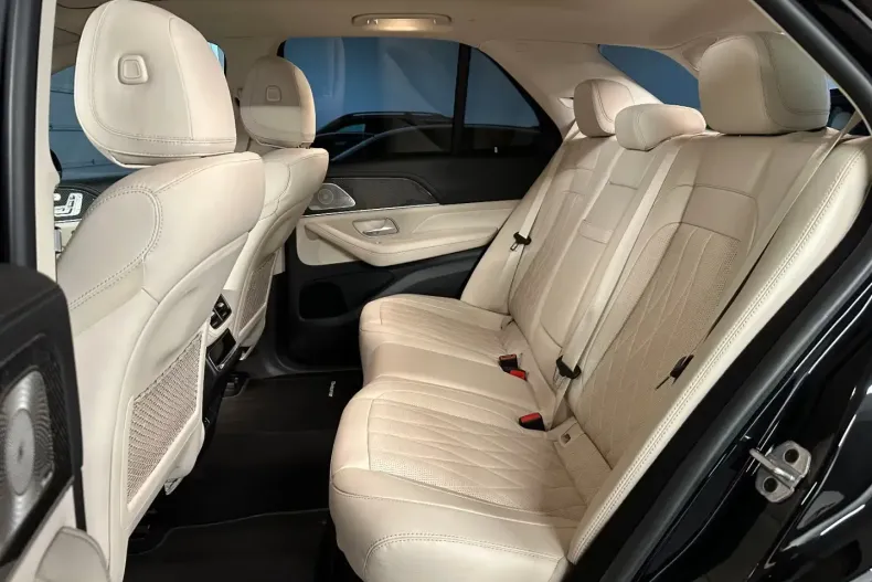 Mercedes-Benz GLE 53 AMG (Clasa GLE) din 2024 cu 44.300 km - oferta MER195657 - foto 9