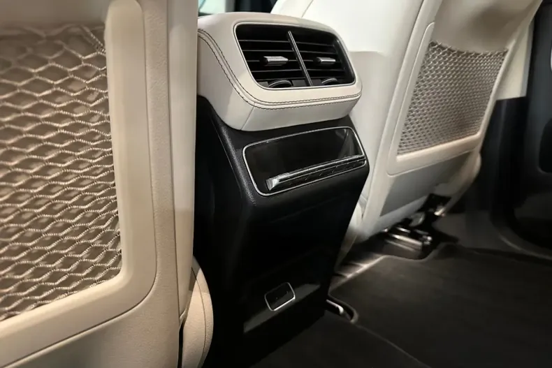 Mercedes-Benz GLE 53 AMG (Clasa GLE) din 2024 cu 44.300 km - oferta MER195657 - foto 11
