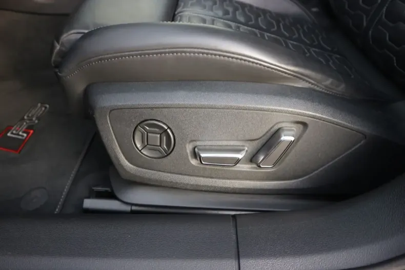 Audi RS6 din 2022 cu 62.986 km - oferta AUD195658 - foto 11