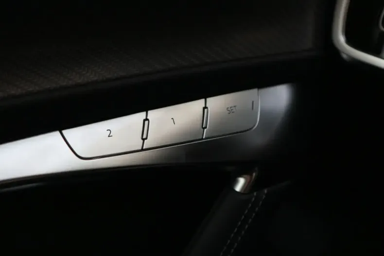 Audi RS6 din 2022 cu 62.986 km - oferta AUD195658 - foto 25