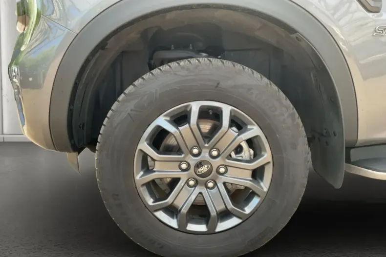 Ford Ranger din 2023 cu 32.864 km - oferta FOR195660 - foto 8