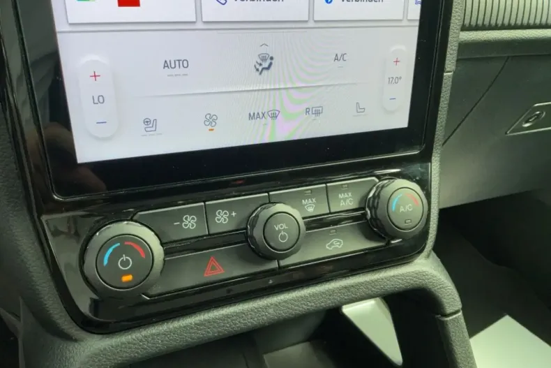 Ford Ranger din 2023 cu 32.864 km - oferta FOR195660 - foto 12