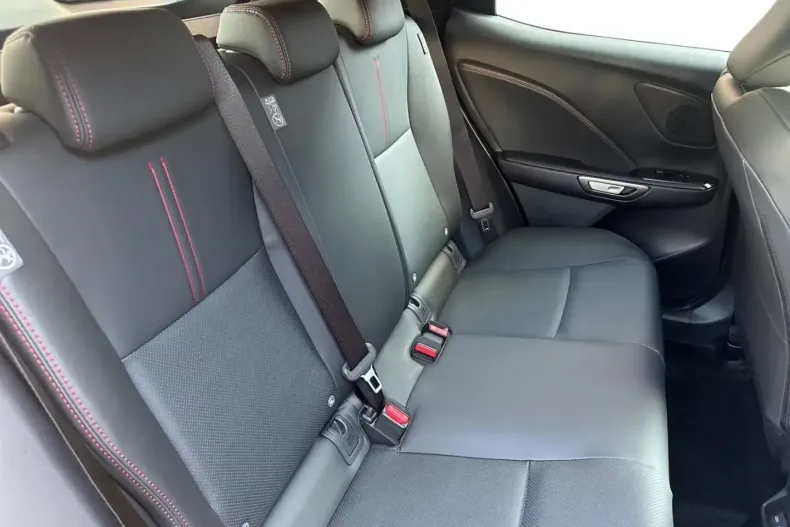 Lexus LBX din 2026 cu 10 km - oferta LEX195661 - foto 12