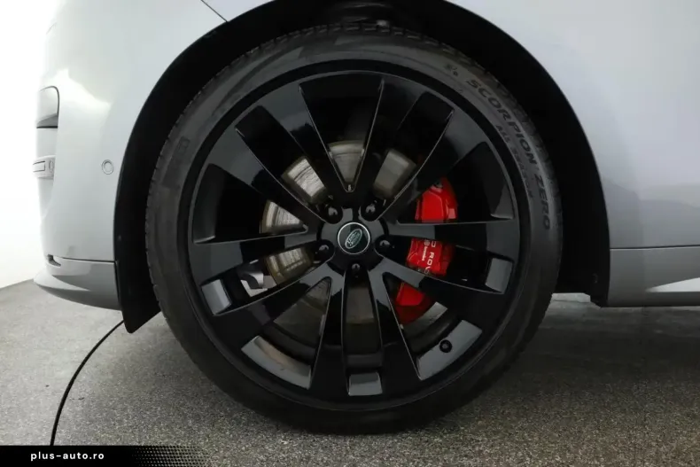 Land Rover Range Rover Sport din 2023 cu 42.990 km - oferta LAN195662 - foto 9