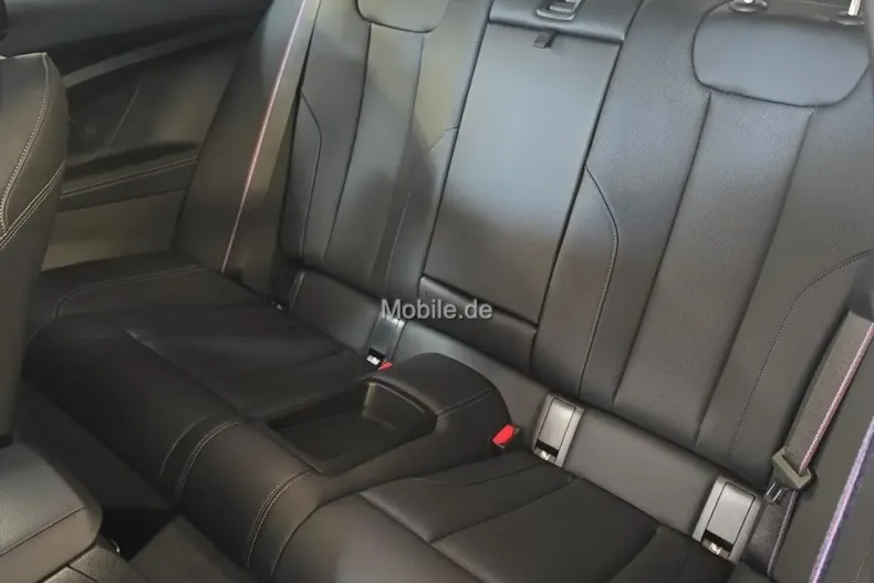 BMW M240i (Seria 2) din 2025 cu 13.005 km - oferta BMW195666 - foto 14