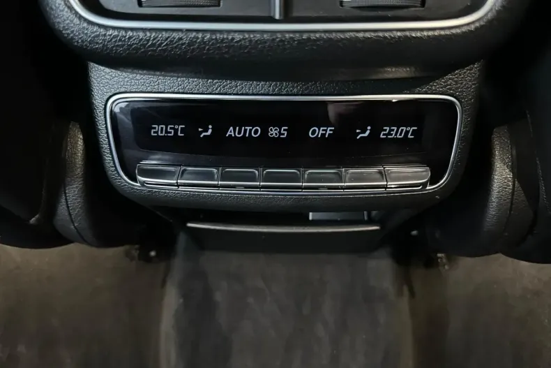 Mercedes-Benz GLE 350 (Clasa GLE) din 2021 cu 84.022 km - oferta MER195667 - foto 27