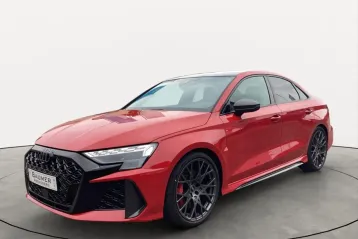 Audi RS3 din 2025 - oferta AUD195675