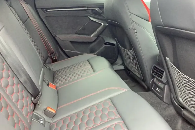 Audi RS3 din 2025 cu 4.900 km - oferta AUD195675 - foto 11