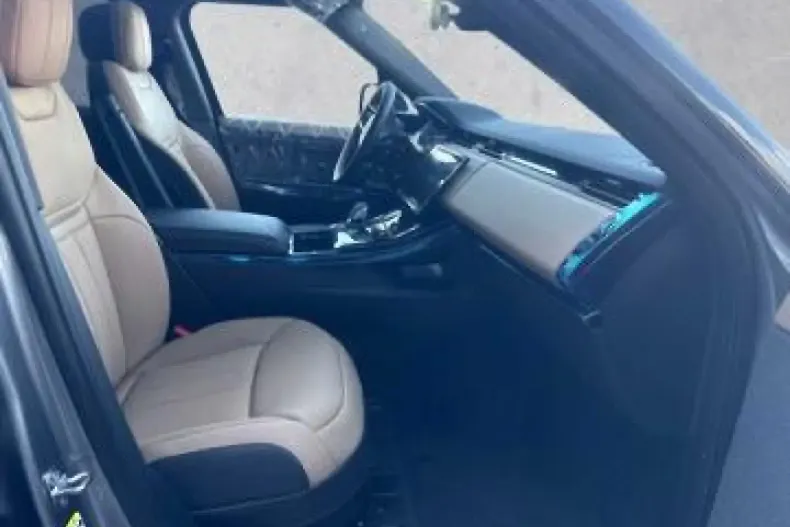 Land Rover Range Rover Sport din 2025 cu 15.000 km - oferta LAN195677 - foto 7