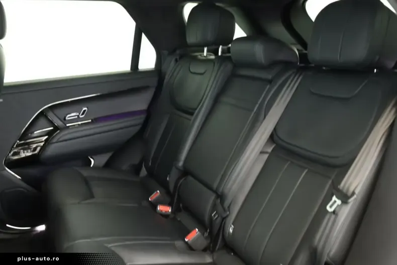 Land Rover Range Rover Sport din 2023 cu 35.000 km - oferta LAN195680 - foto 12