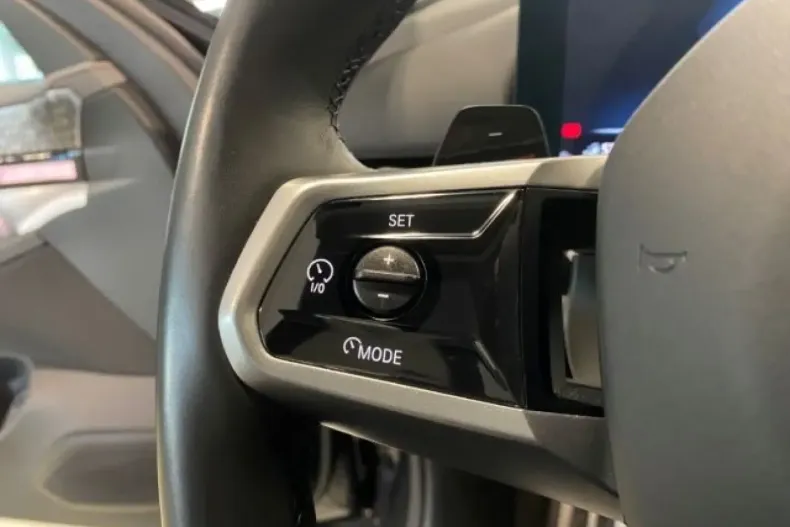 BMW 550 (Seria 5) din 2024 cu 31.636 km - oferta BMW195685 - foto 12