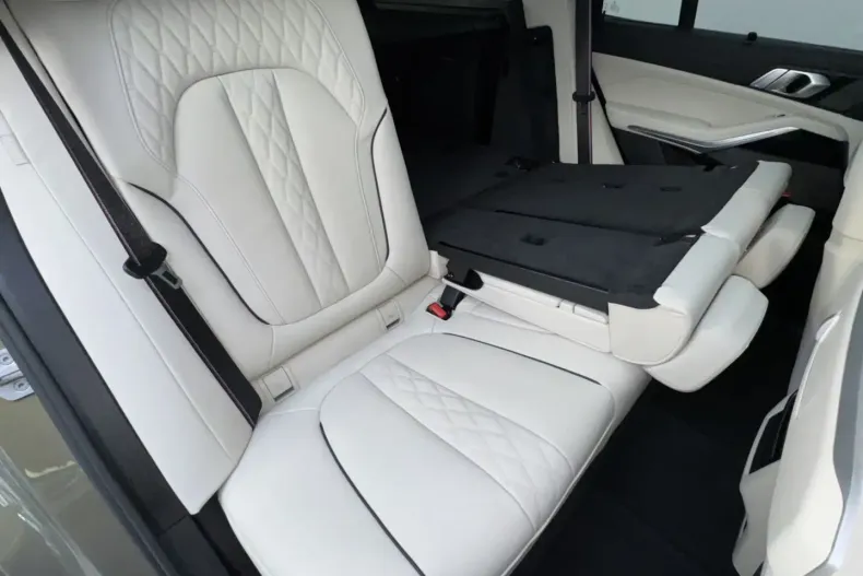 BMW X5 (Seria X) din 2024 cu 8.900 km - oferta BMW195689 - foto 23