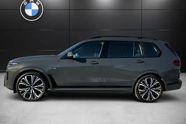 BMW X7 (Seria X) din 2025 cu 14.800 km - oferta BMW195690 - foto 3