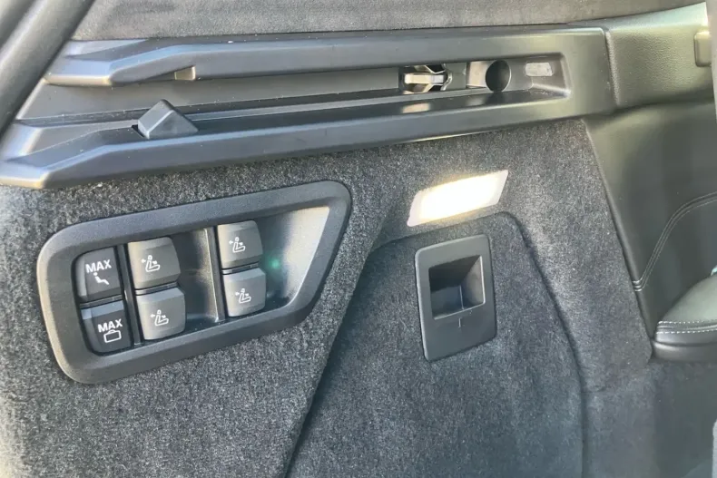 BMW X7 (Seria X) din 2025 cu 14.800 km - oferta BMW195690 - foto 18