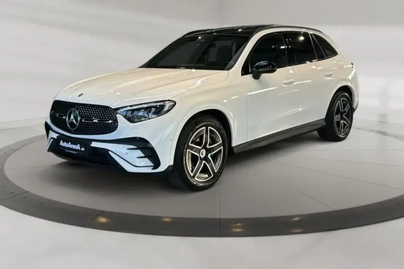 Mercedes-Benz GLC 300 (Clasa GLC) din 2024 cu 11.360 km - oferta MER195691 - foto 1