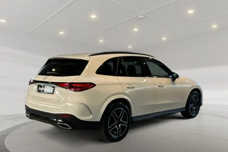 Mercedes-Benz GLC 300 (Clasa GLC) din 2024 cu 11.360 km - oferta MER195691 - foto 2