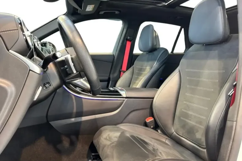 Mercedes-Benz GLC 300 (Clasa GLC) din 2024 cu 11.360 km - oferta MER195691 - foto 5