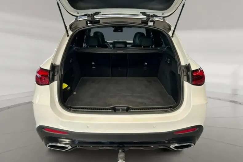 Mercedes-Benz GLC 300 (Clasa GLC) din 2024 cu 11.360 km - oferta MER195691 - foto 12