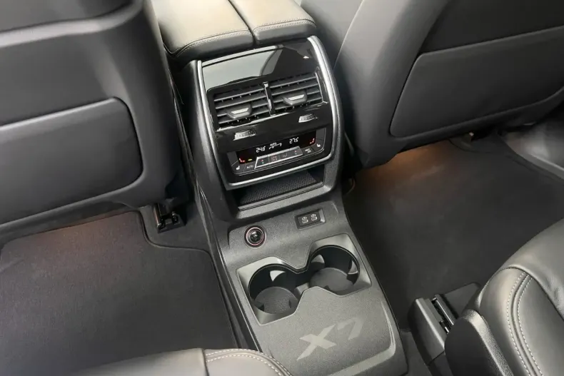 BMW X7 (Seria X) din 2024 cu 12.540 km - oferta BMW195693 - foto 42