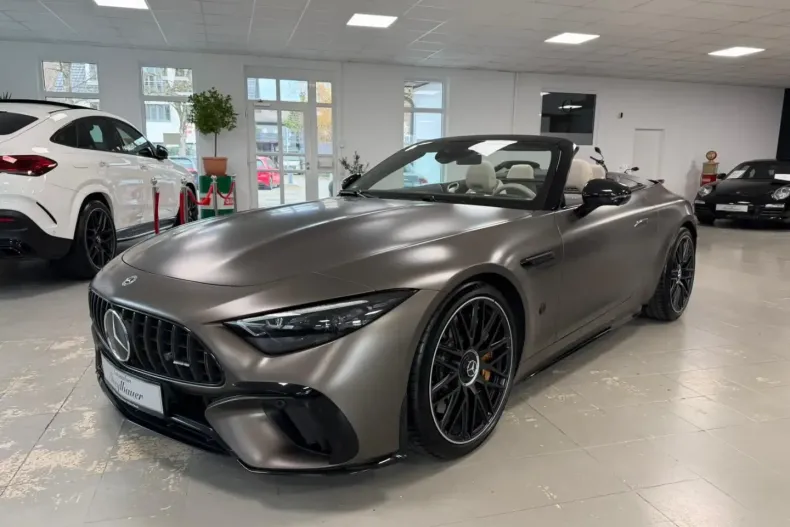 Mercedes-Benz SL 63 AMG (Clasa SL) din 2022 cu 24.885 km - oferta MER195697 - foto 1