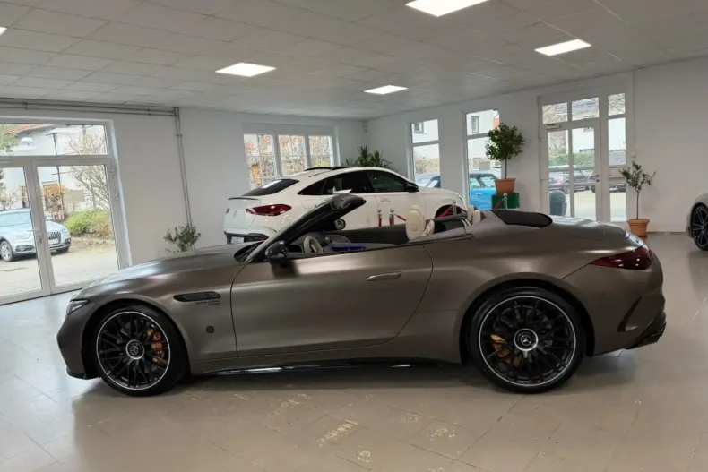 Mercedes-Benz SL 63 AMG (Clasa SL) din 2022 cu 24.885 km - oferta MER195697 - foto 9