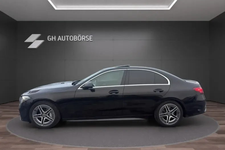 Mercedes-Benz C 300 (Clasa C) din 2022 cu 67.000 km - oferta MER195698 - foto 6