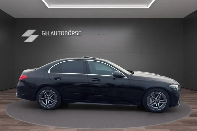 Mercedes-Benz C 300 (Clasa C) din 2022 cu 67.000 km - oferta MER195698 - foto 8