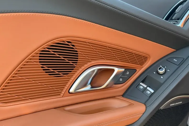 Audi R8 din 2022 cu 12.000 km - oferta AUD195699 - foto 8