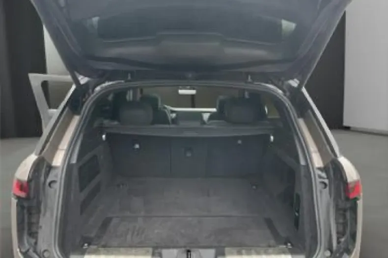 Land Rover Range Rover Sport din 2023 cu 66.130 km - oferta LAN195700 - foto 23