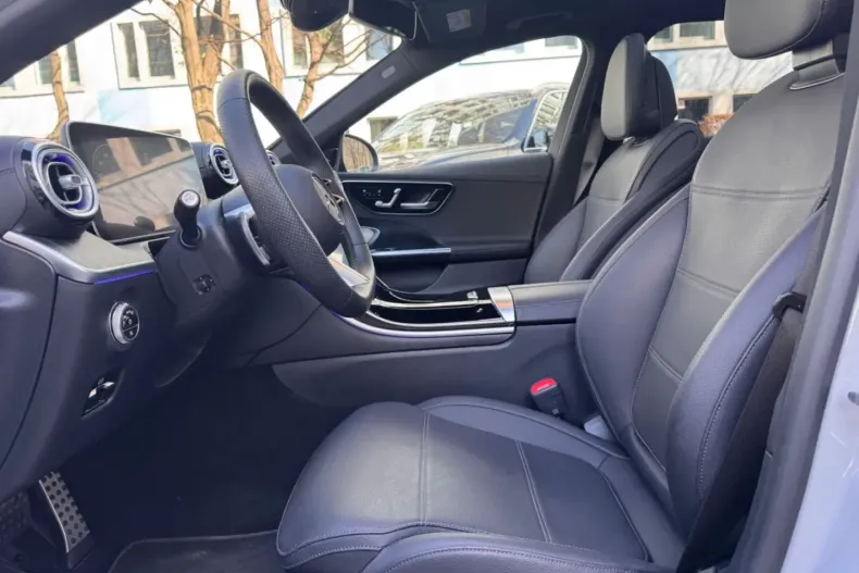 Mercedes-Benz C 300 (Clasa C) din 2024 cu 34.478 km - oferta MER195701 - foto 7