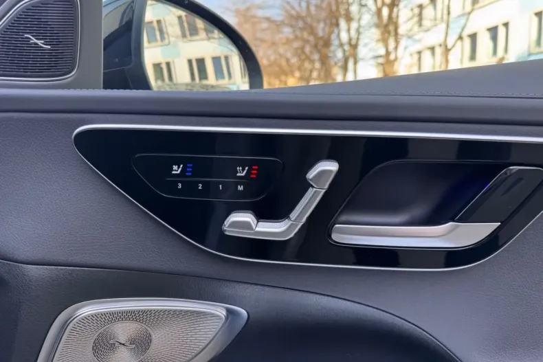 Mercedes-Benz C 300 (Clasa C) din 2024 cu 34.478 km - oferta MER195701 - foto 17