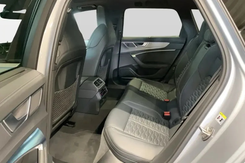 Audi RS6 din 2021 cu 43.600 km - oferta AUD195702 - foto 8