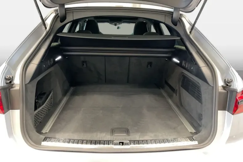 Audi RS6 din 2021 cu 43.600 km - oferta AUD195702 - foto 9