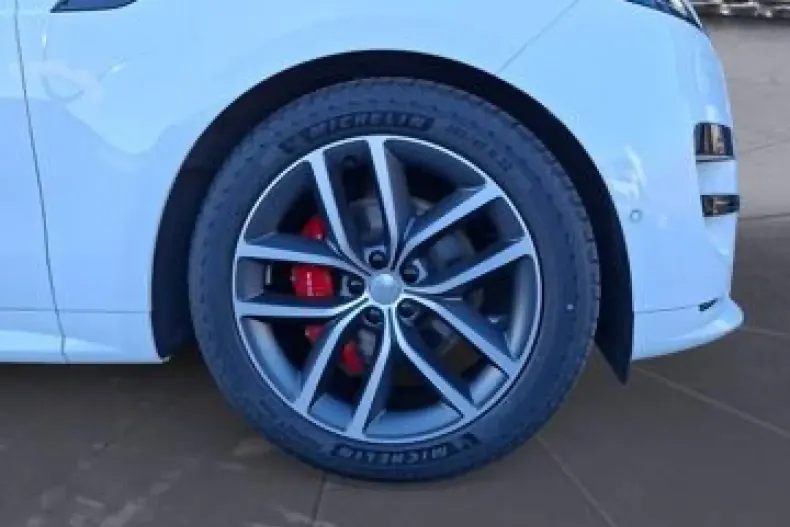 Land Rover Range Rover Sport din 2024 cu 61.614 km - oferta LAN195715 - foto 6