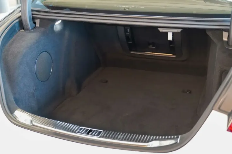 Mercedes-Benz S 680 (Clasa S) din 2025 cu 18.936 km - oferta MER195718 - foto 6