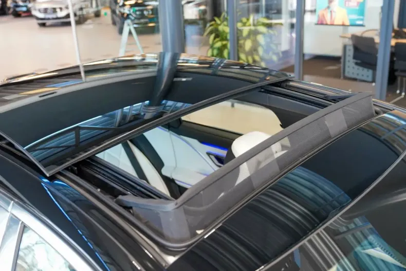 Mercedes-Benz S 680 (Clasa S) din 2025 cu 18.936 km - oferta MER195718 - foto 7