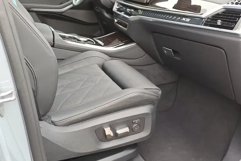 BMW X5 (Seria X) din 2024 cu 19.247 km - oferta BMW195719 - foto 14