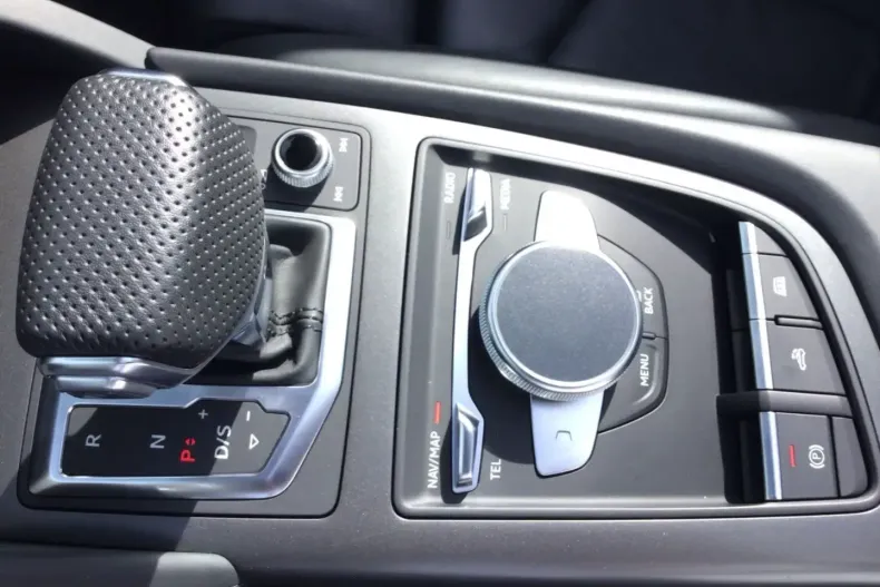 Audi R8 din 2023 cu 19.623 km - oferta AUD195720 - foto 11