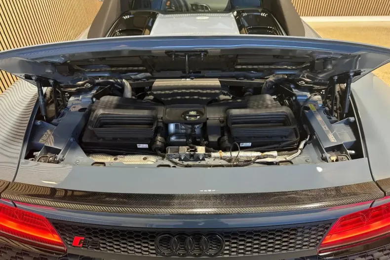 Audi R8 din 2022 cu 8.424 km - oferta AUD195722 - foto 20