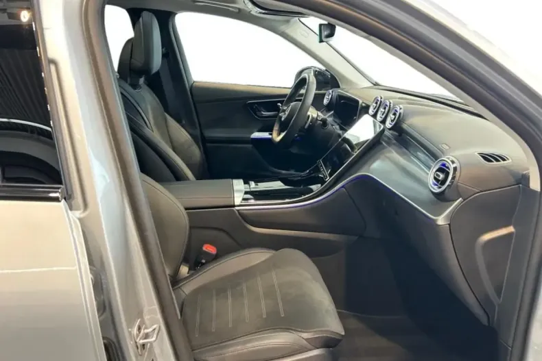 Mercedes-Benz GLC 300 (Clasa GLC) din 2024 cu 11.090 km - oferta MER195725 - foto 5