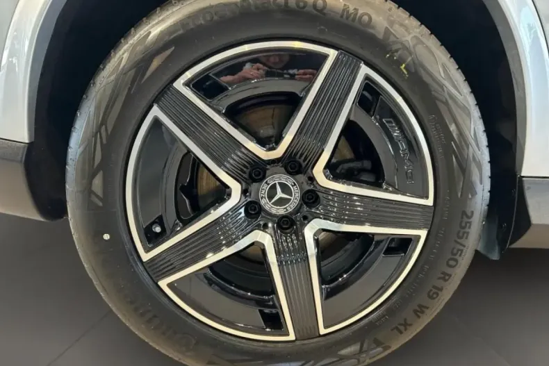 Mercedes-Benz GLC 300 (Clasa GLC) din 2024 cu 11.090 km - oferta MER195725 - foto 9