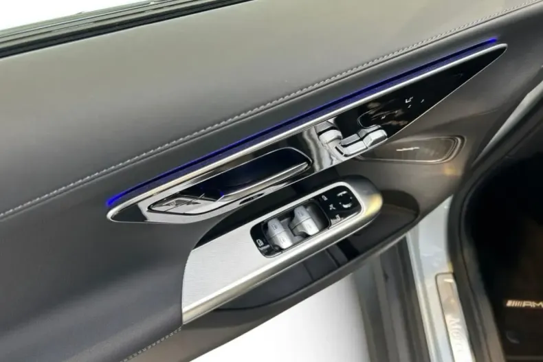 Mercedes-Benz GLC 300 (Clasa GLC) din 2024 cu 11.090 km - oferta MER195725 - foto 15