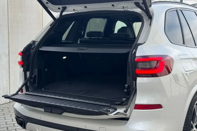 BMW X5 (Seria X) din 2023 cu 88.000 km - oferta BMW195729 - foto 8