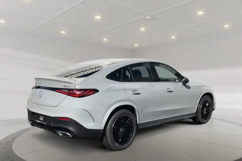 Mercedes-Benz GLC 450 (Clasa GLC) din 2024 cu 45.566 km - oferta MER195732 - foto 2