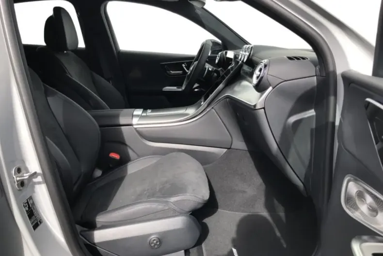 Mercedes-Benz GLC 450 (Clasa GLC) din 2024 cu 45.566 km - oferta MER195732 - foto 3