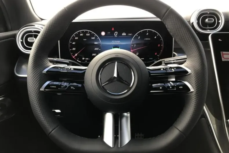 Mercedes-Benz GLC 450 (Clasa GLC) din 2024 cu 45.566 km - oferta MER195732 - foto 10