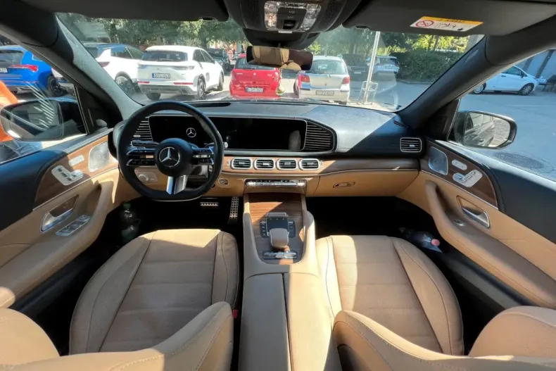 Mercedes-Benz GLS 580 (Clasa GLS) din 2024 cu 56.000 km - oferta MER195733 - foto 9