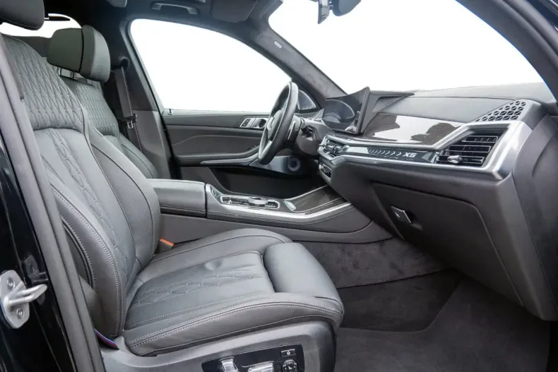 BMW X5 (Seria X) din 2025 cu 14.941 km - oferta BMW195736 - foto 8