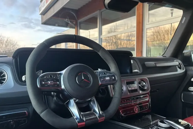 Mercedes-Benz G 63 AMG (Clasa G) din 2023 cu 29.898 km - oferta MER195738 - foto 10